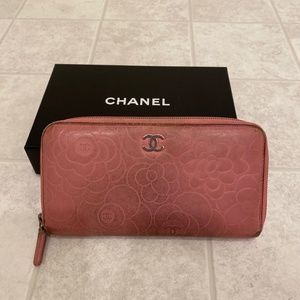 Auth CHANEL CC mark Camellia Wallet